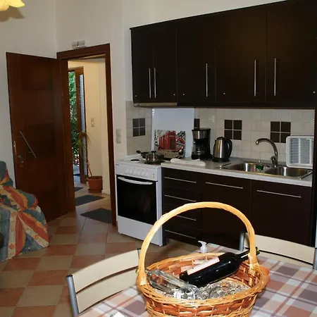 Fay Apartment *